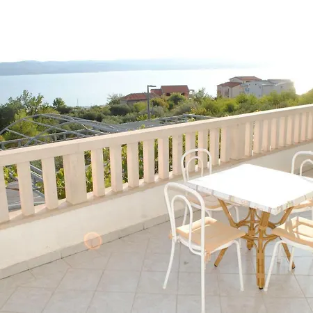 Apartment Montanesses Brela